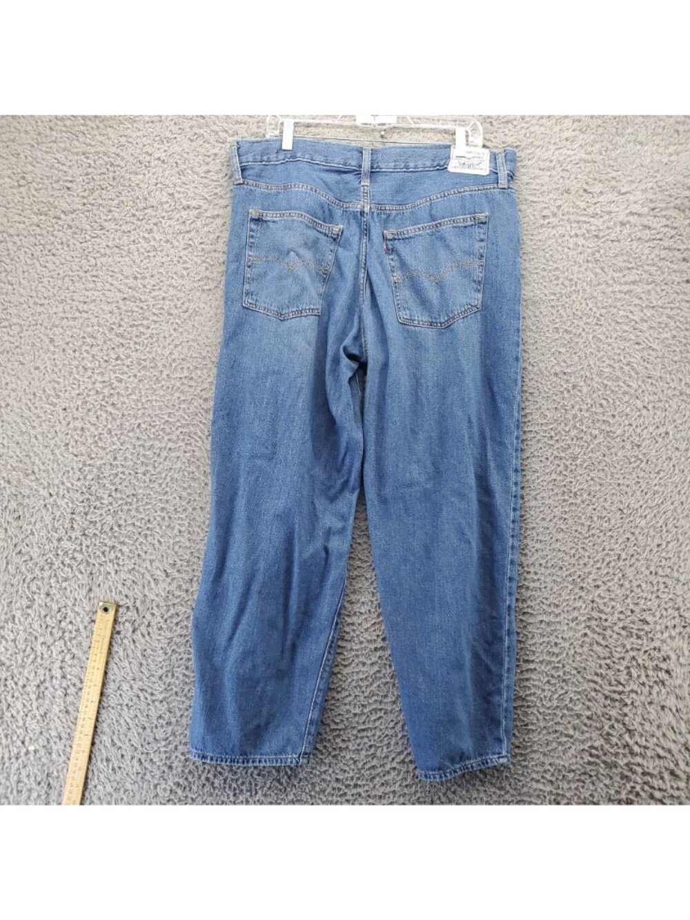 Levis Jeans Womens 33x30 Blue Baggy Dad Style Straight Fit Denim